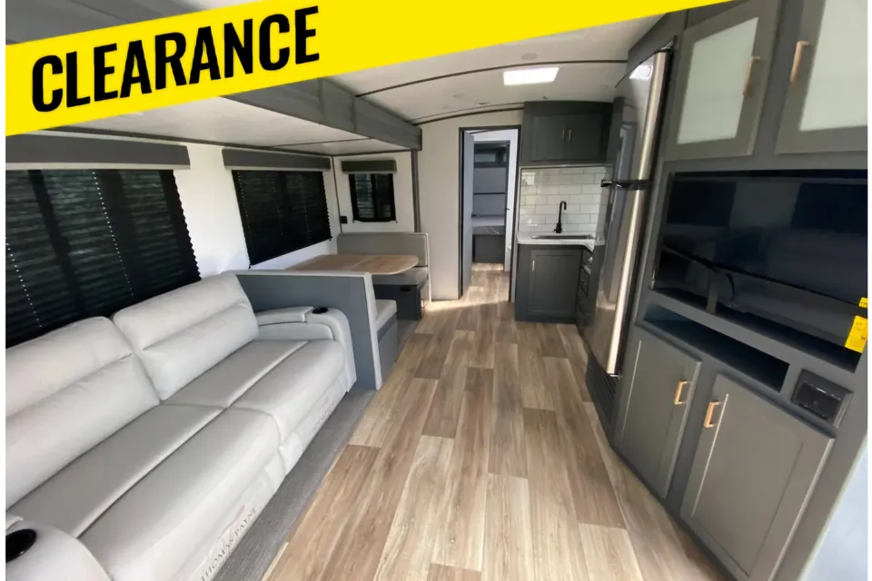 Darlene's Little House On Wheels