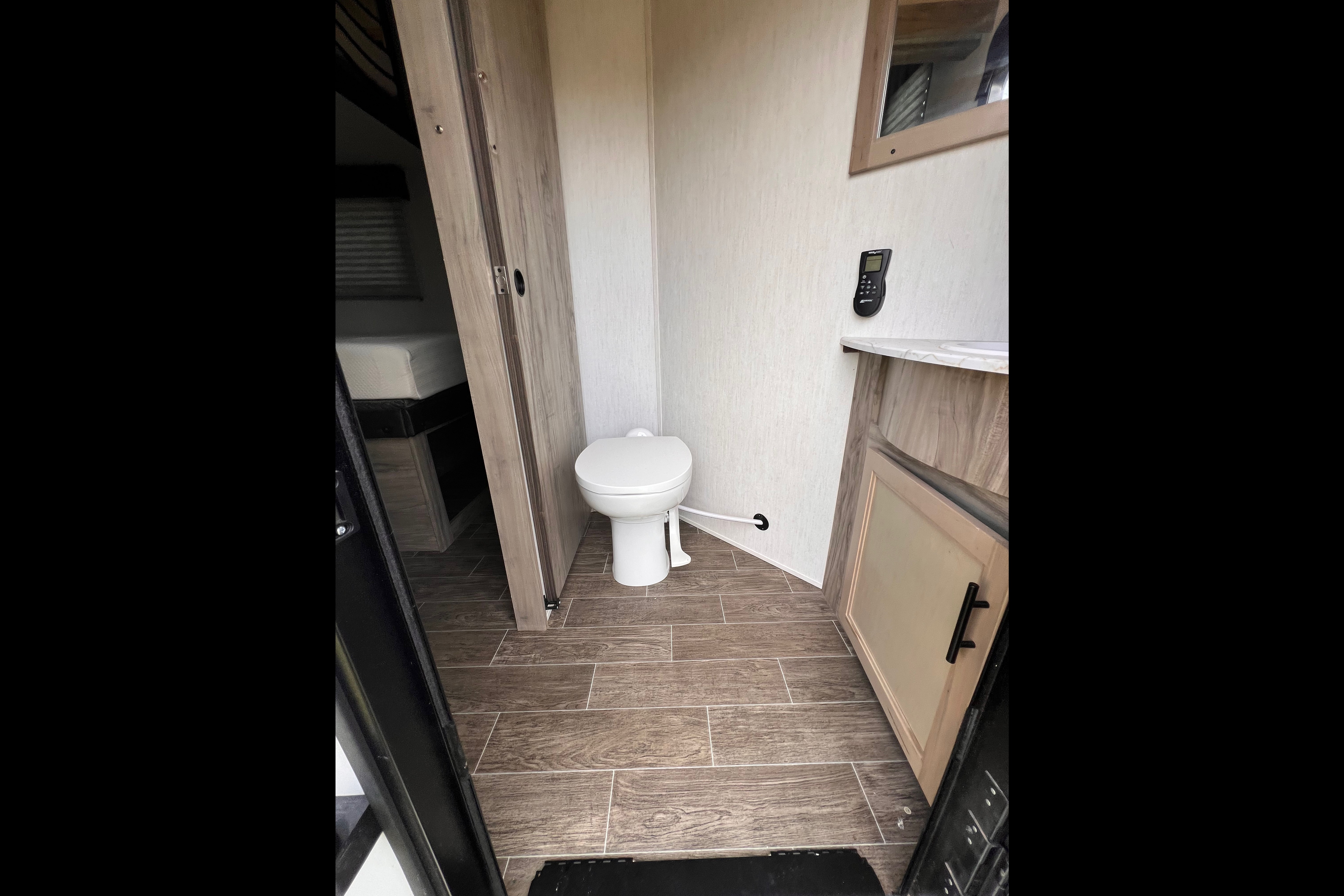 2022 Forest River Cherokee Arctic Wolf 3770 Suite Fifth Wheel