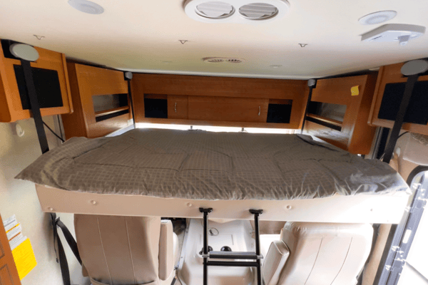 David's Fleetwood Bounder 35K Class A (Fully Stocked)
