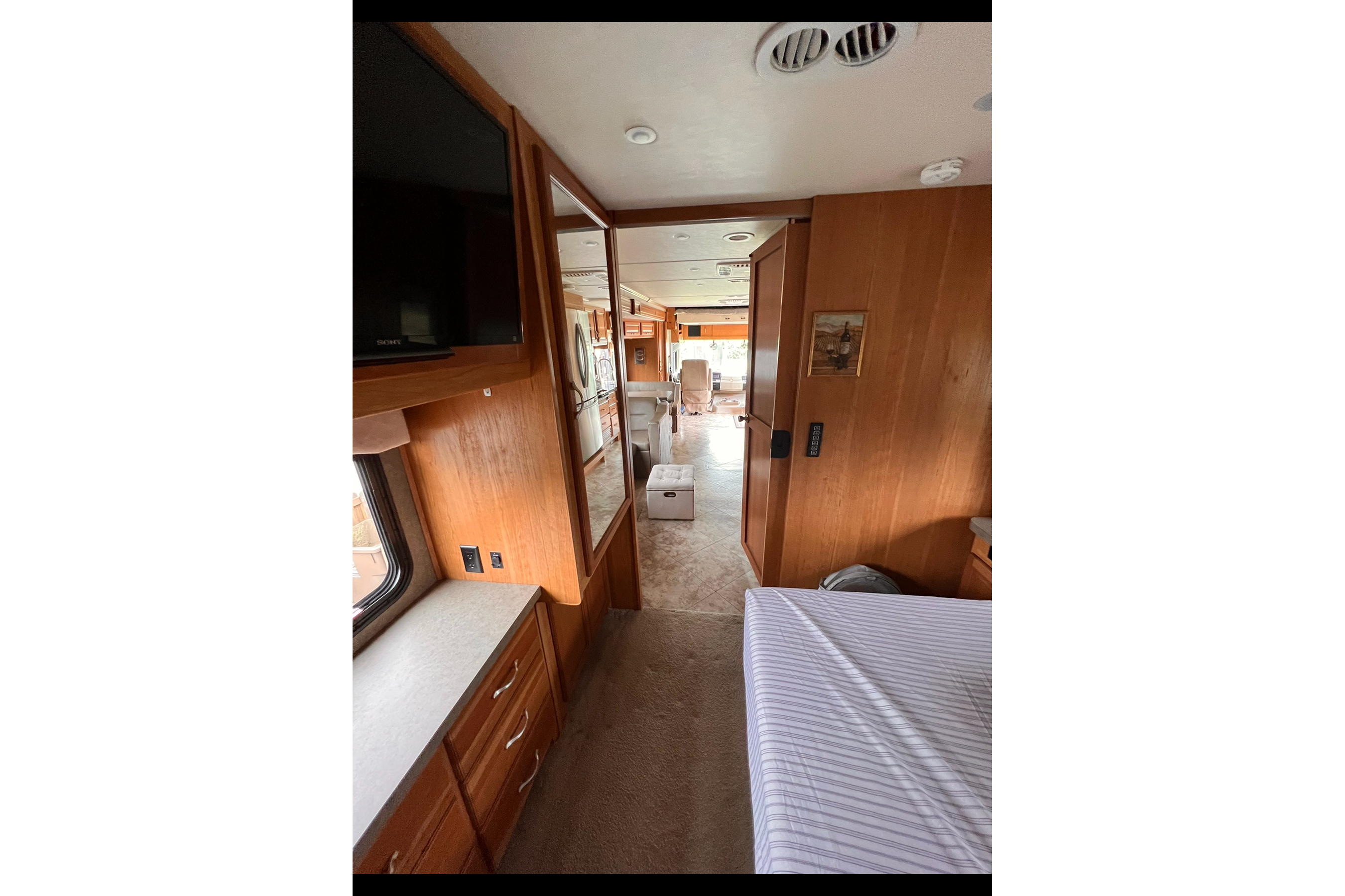 David's Fleetwood Bounder 35K Class A (Fully Stocked)