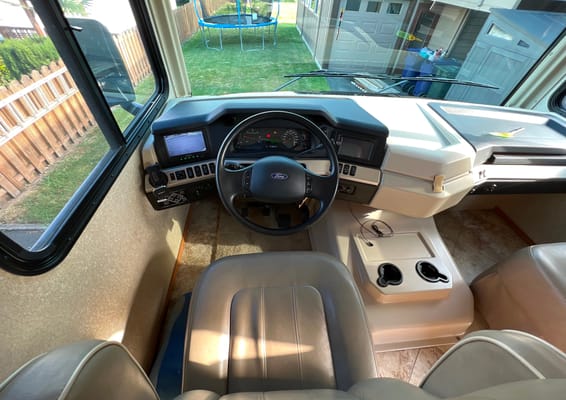David's Fleetwood Bounder 35K Class A (Fully Stocked)