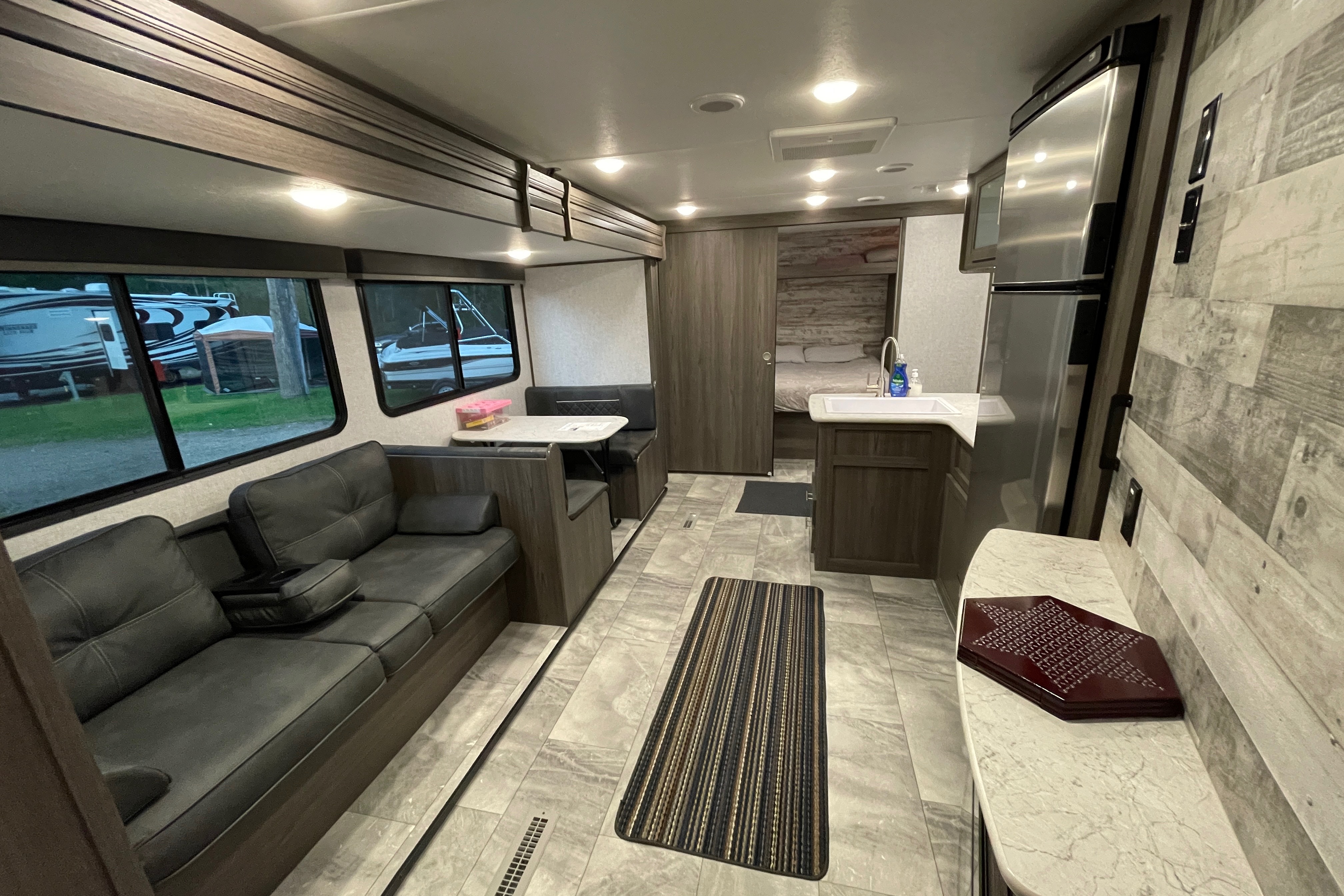 Dutchman Kodiak SE 27’ Bunkhouse Travel Trailer