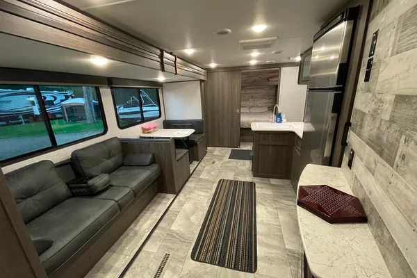 Dutchman Kodiak SE 27’ Bunkhouse Travel Trailer