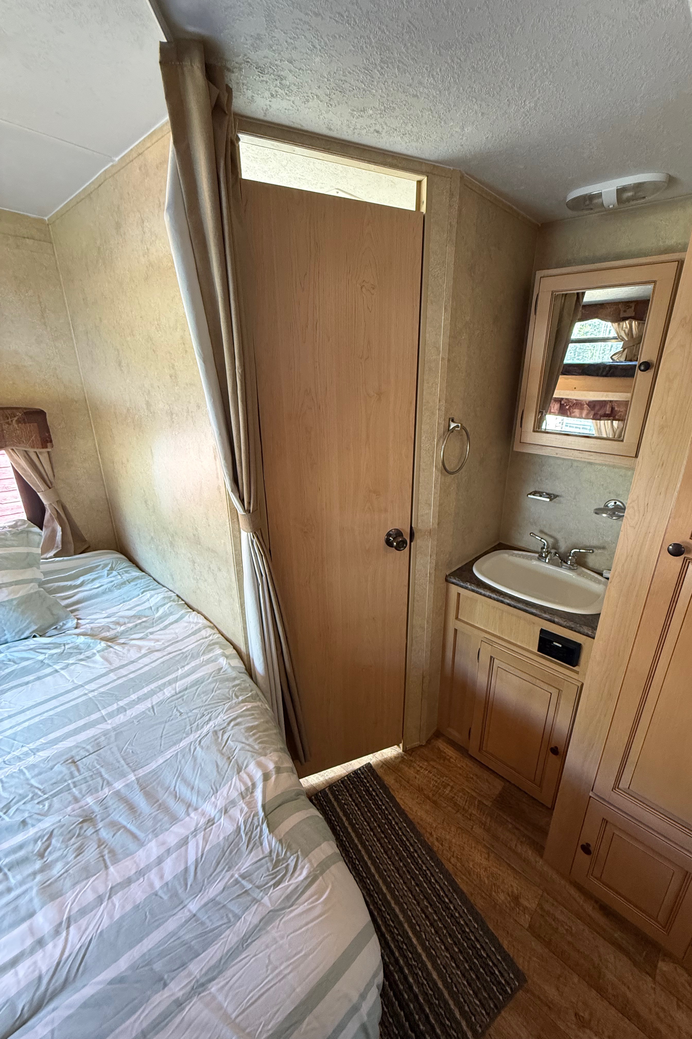 Alyssa's Forest River Flagstaff 29BHSS Travel Trailer