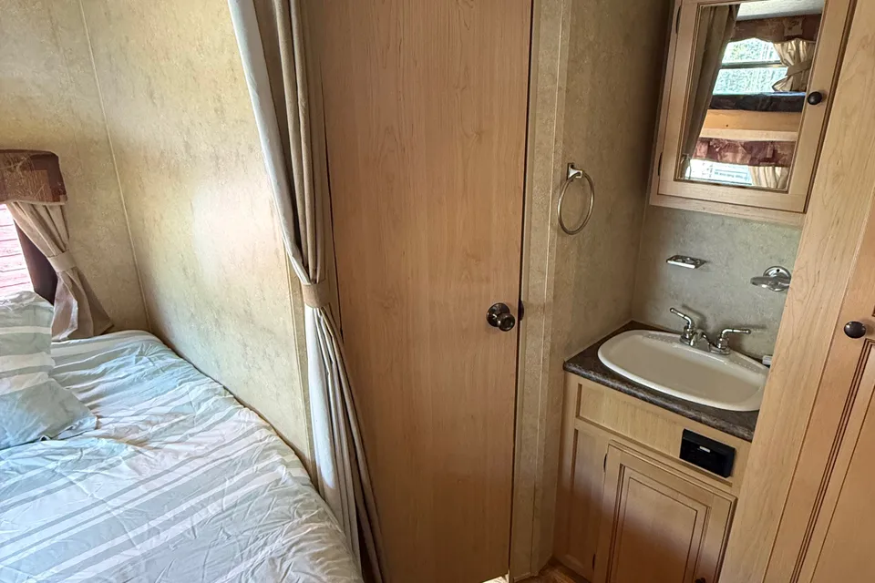 Alyssa's Forest River Flagstaff 29BHSS Travel Trailer