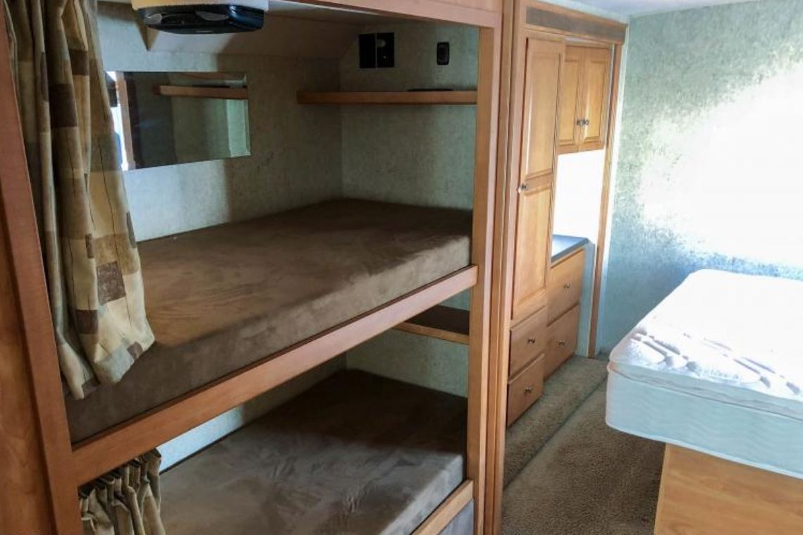 Bunkhouse Winnebago