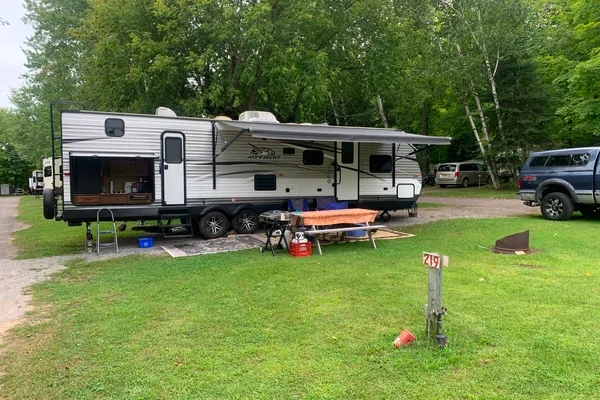 Liz and Jeff's Jayco 32BHDS Travel Trailer