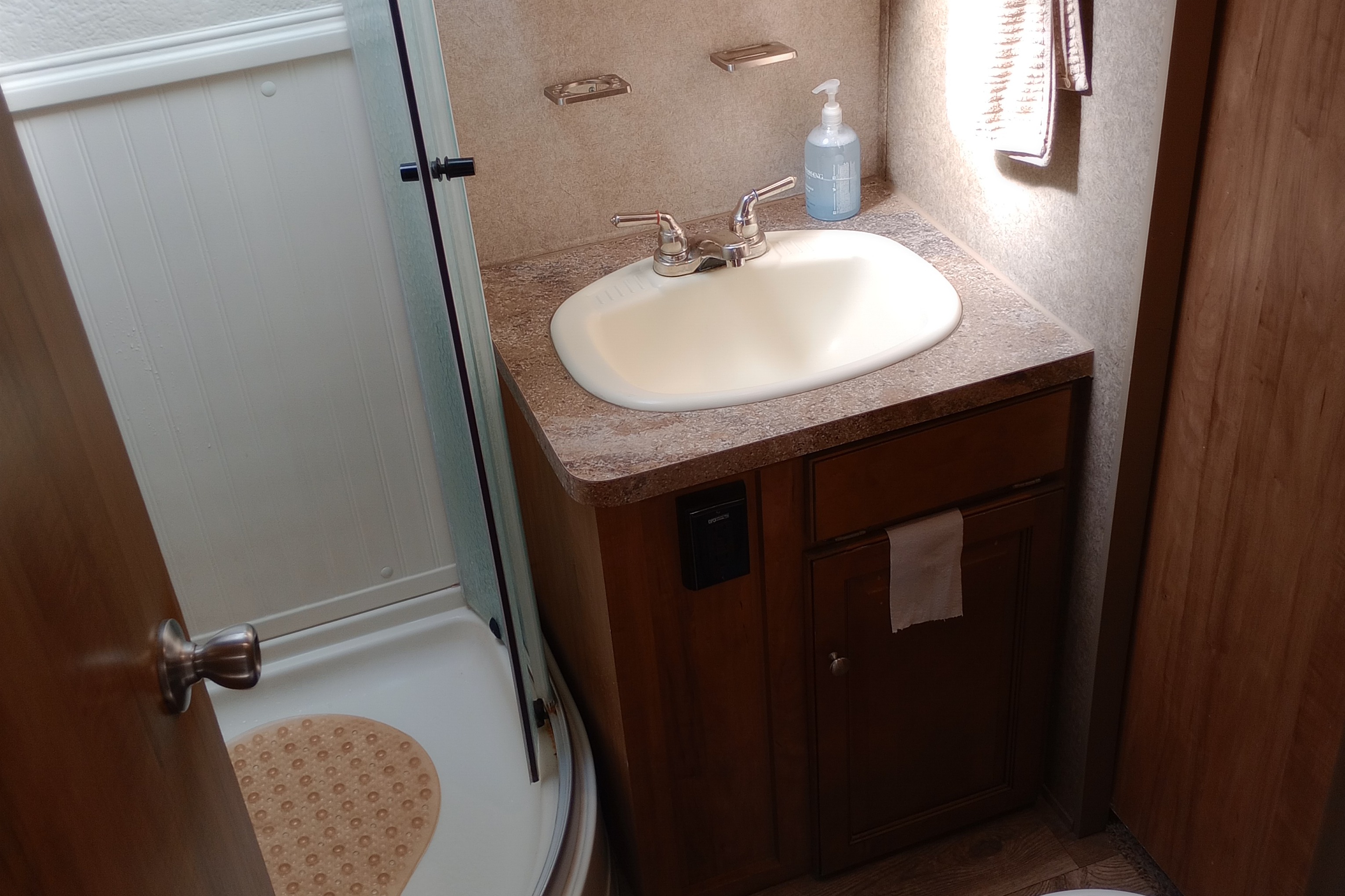 Joe's Forest River Rockwood ultra light Travel Trailer