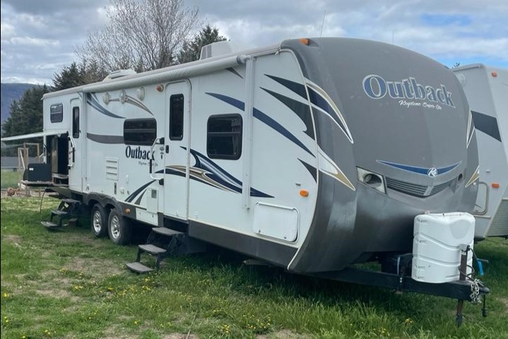 Outback Keystone Ultra Light Travel Trailer