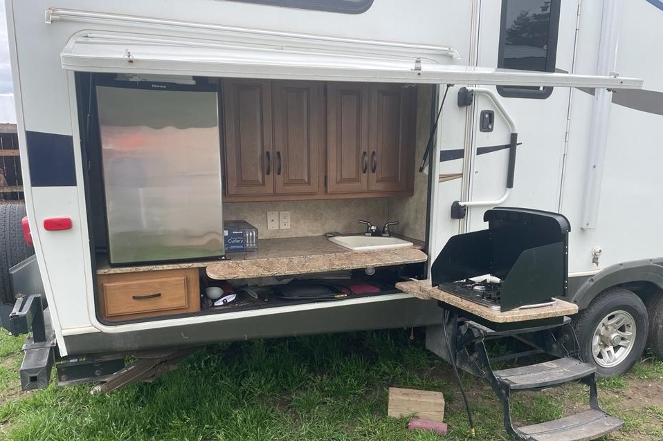 Outback Keystone Ultra Light Travel Trailer