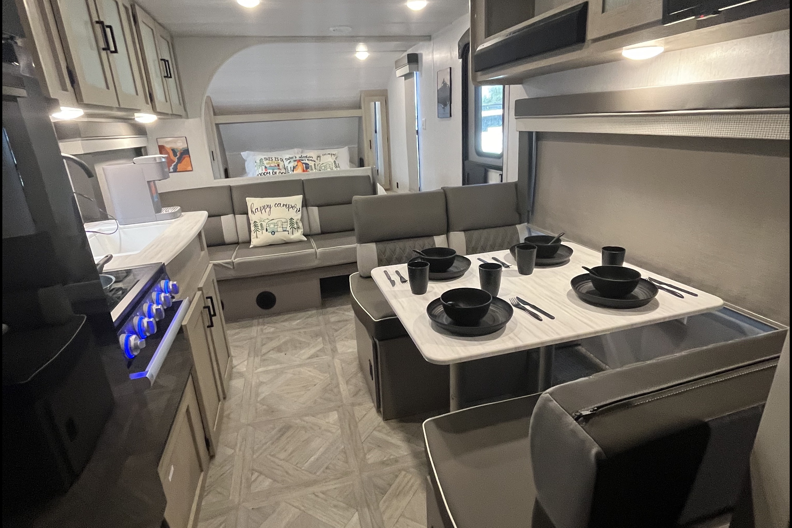 Brand New 29ft Forest River Salem Cruise Lite #IET002