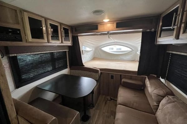 Frank's 2017 Jayco Jay Feather X17Z hybrid