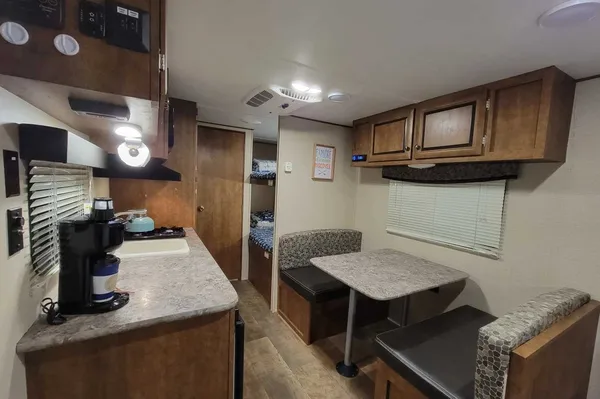 Bunkhouse *great location*