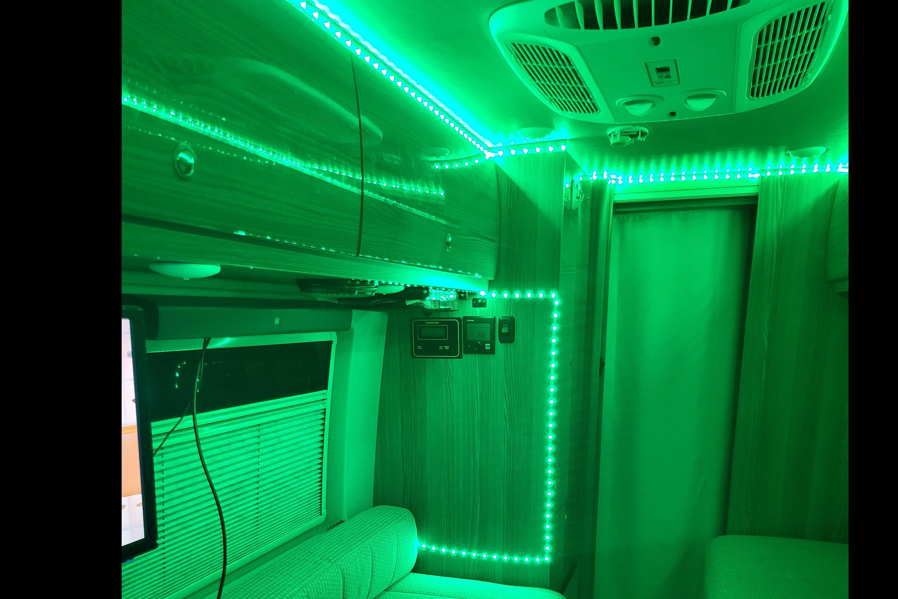 Don's Winnebago Boldt Class B