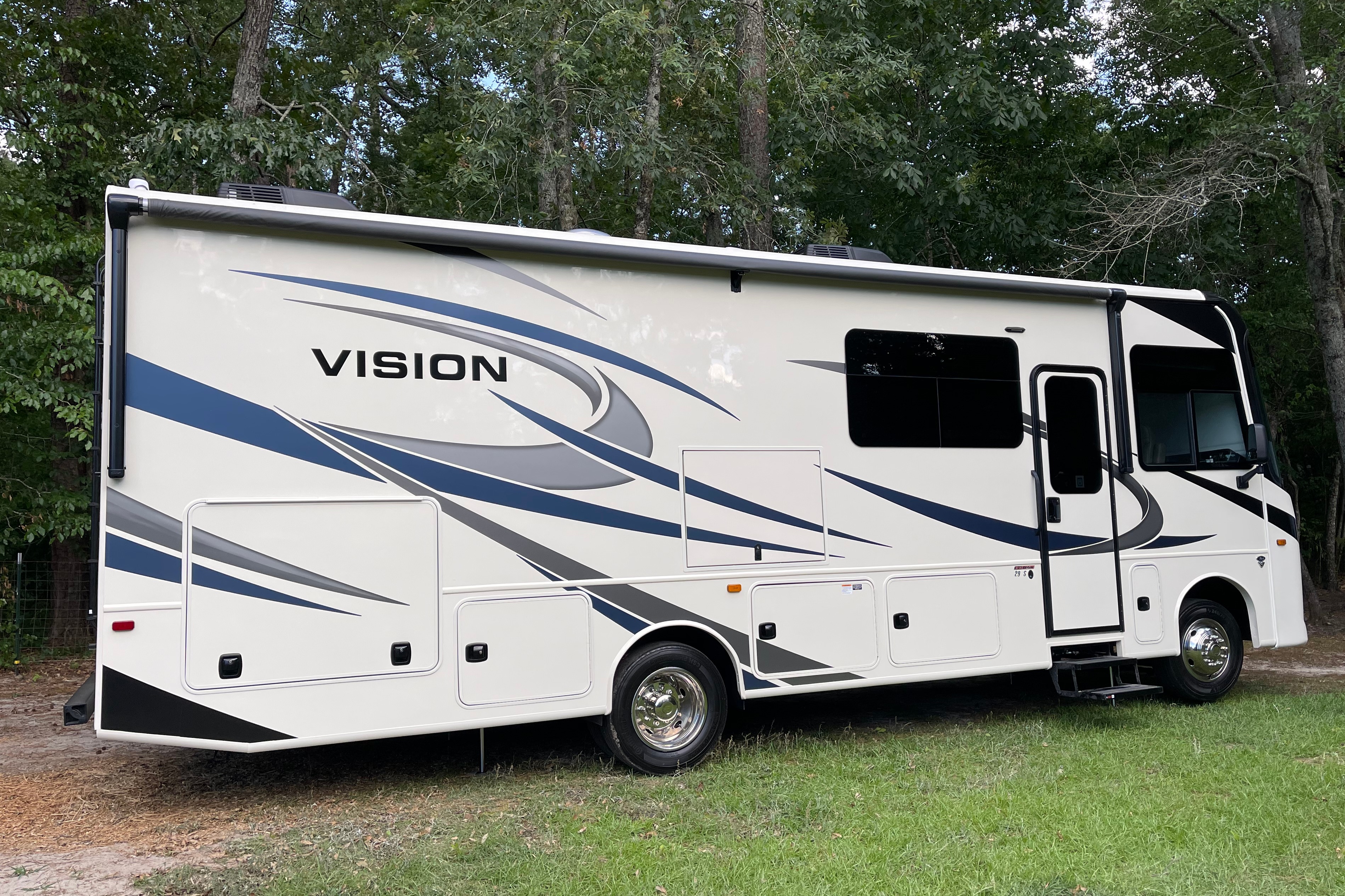 See-Scapes Entegra Vision 29S Class A