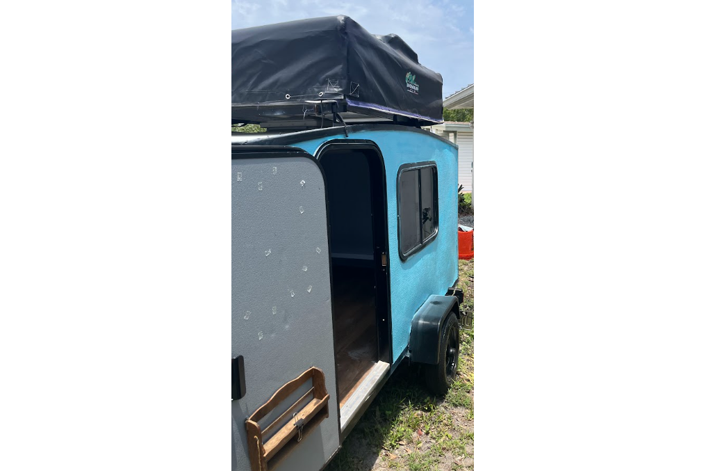 Namaste - Live Balanced. Live Free - Dutchmen AERO 400 Micro Trailer - Krot Van Life