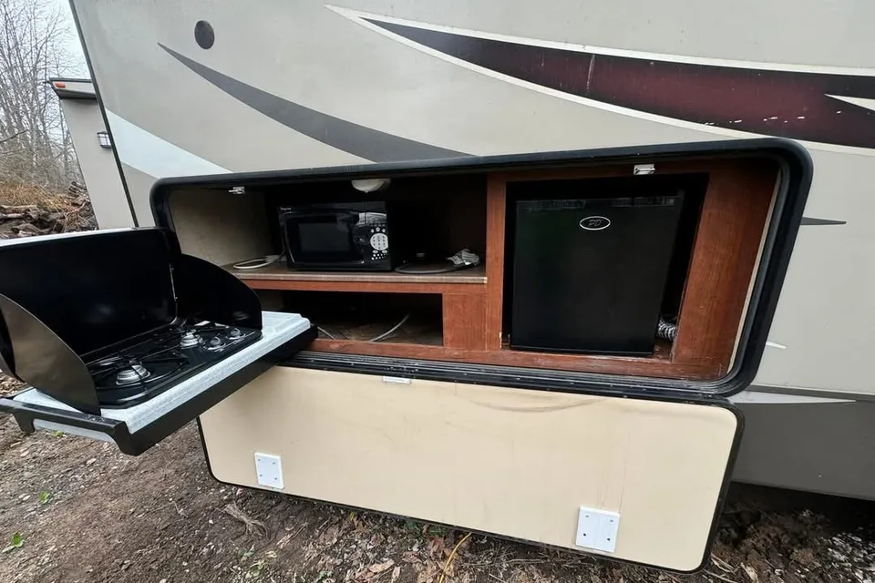 Derick's Evergreen Sun valley Travel Trailer