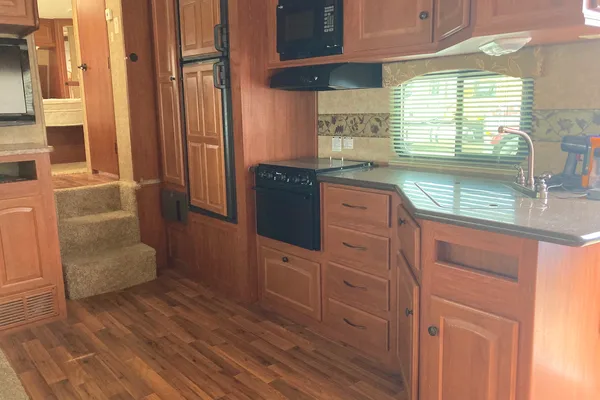 Bart's Heartland Elkridge Fifth Wheel