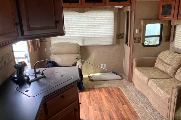 Bart's Heartland Elkridge Fifth Wheel
