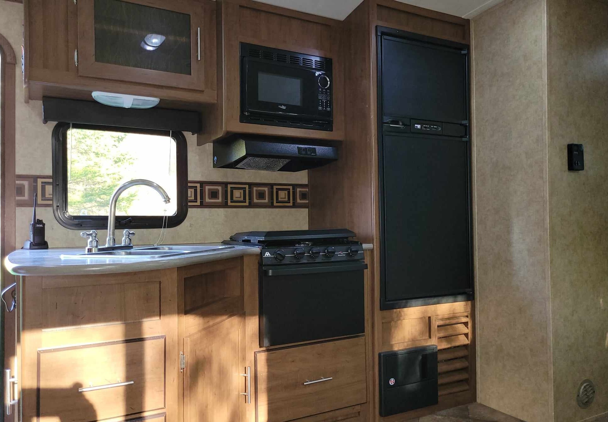 Catherine's Dutchmen Aerolite Travel Trailer