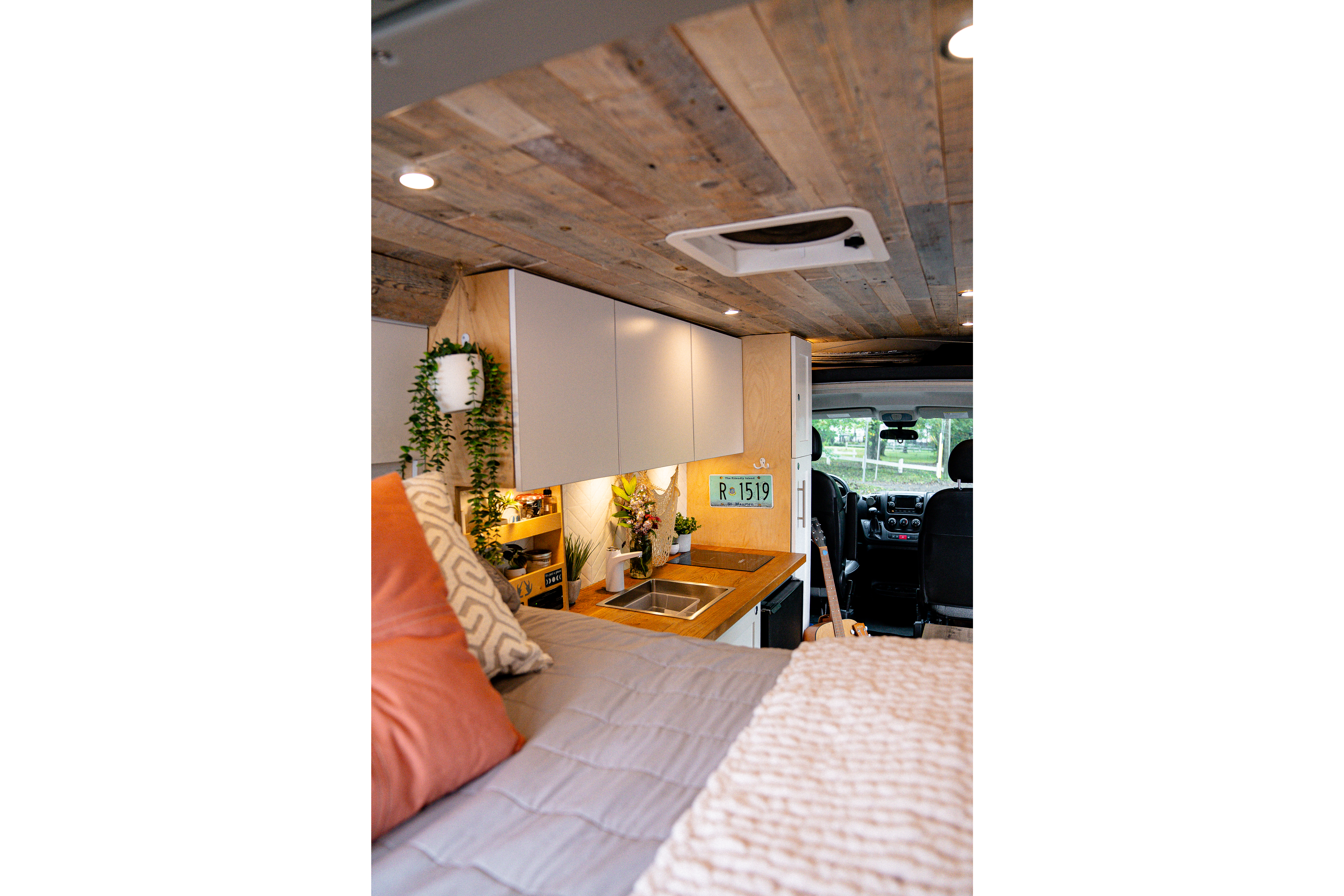 Victoria - Ram Promaster 2500 Classe B