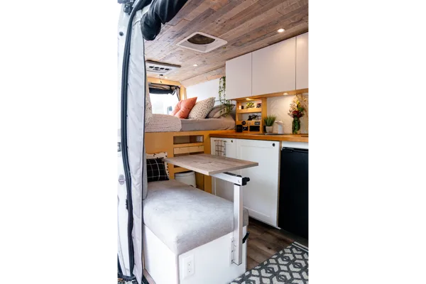 Victoria - Ram Promaster 2500 Classe B