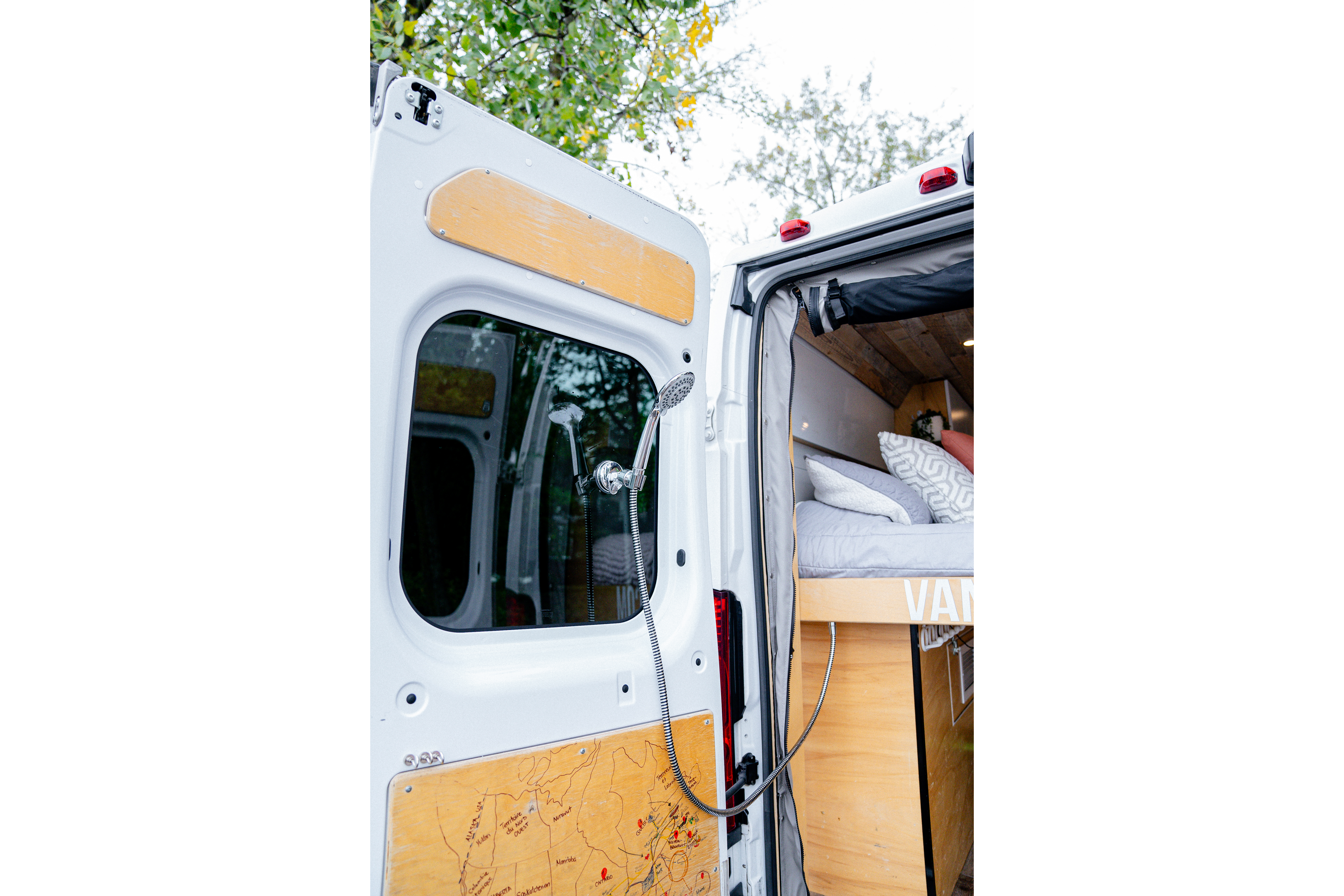 Victoria - Ram Promaster 2500 Classe B