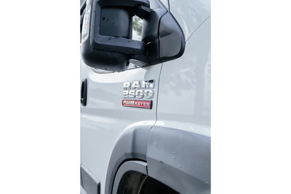 Victoria - Ram Promaster 2500 Classe B