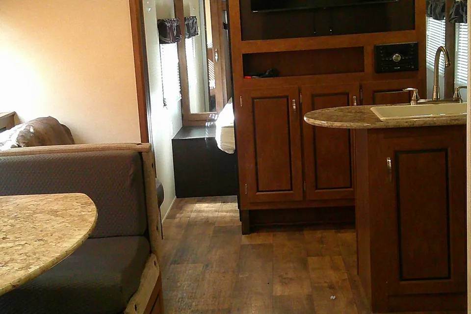 "KRIM" 2 Bedroom Bunkhouse Sleeps 8+ (LWFL1877)