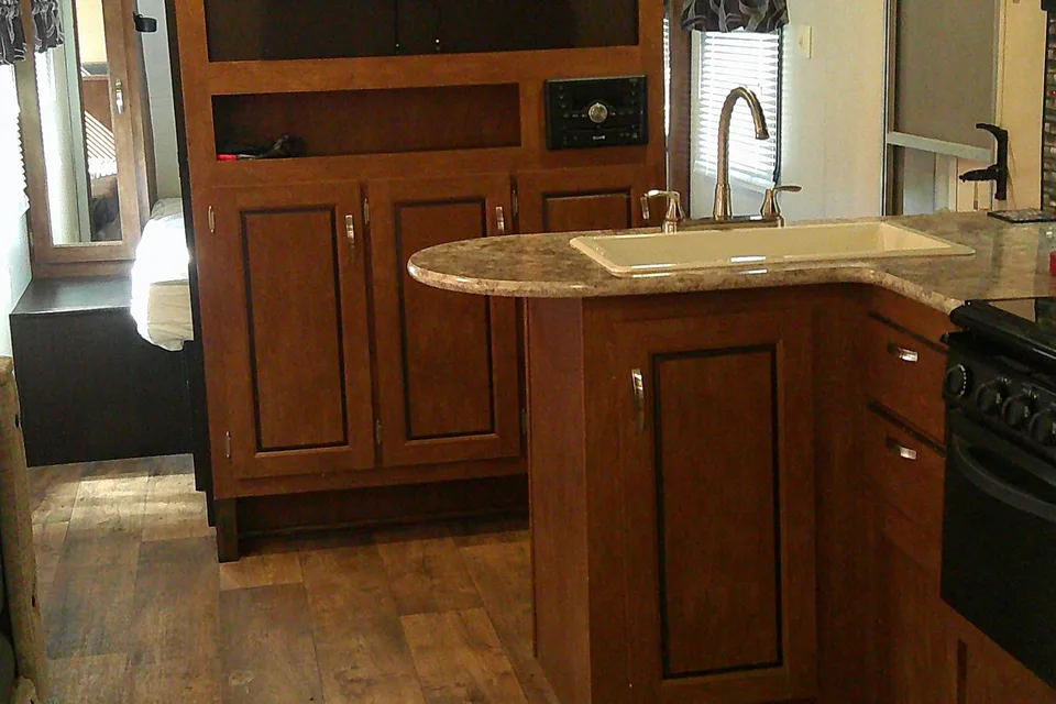 "KRIM" 2 Bedroom Bunkhouse Sleeps 8+ (LWFL1877)