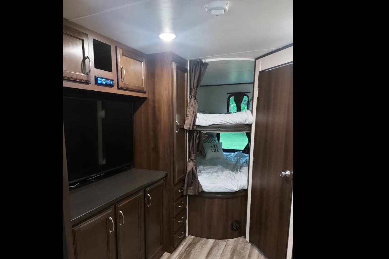 Mike's Jayco 284bhs Travel Trailer