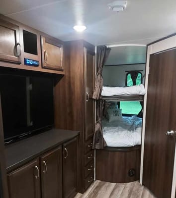 Mike's Jayco 284bhs Travel Trailer