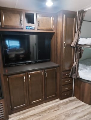 Mike's Jayco 284bhs Travel Trailer