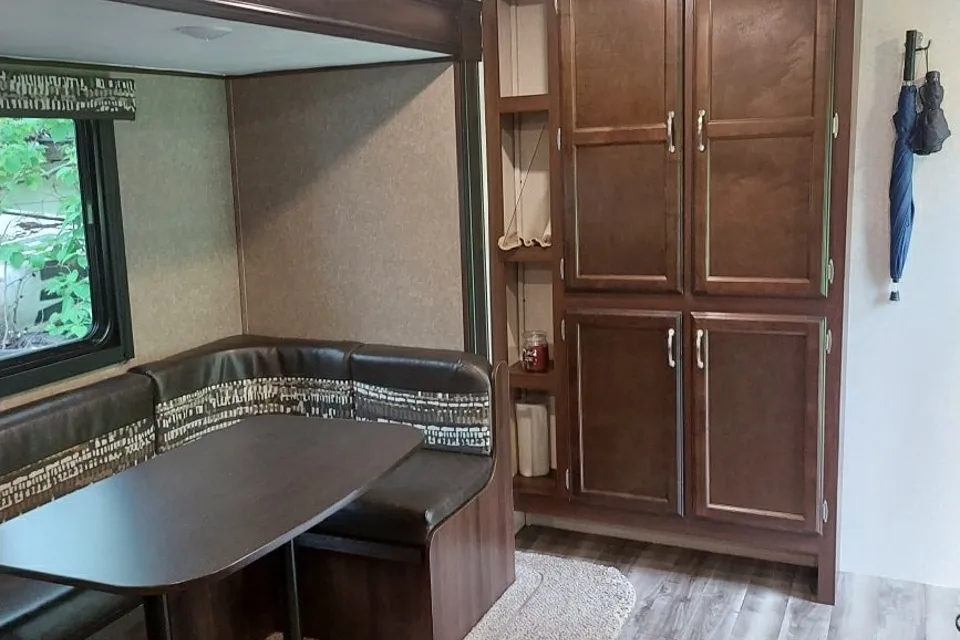 Mike's Jayco 284bhs Travel Trailer