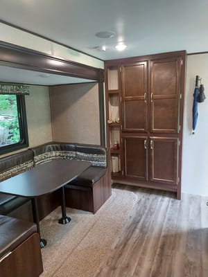 Mike's Jayco 284bhs Travel Trailer