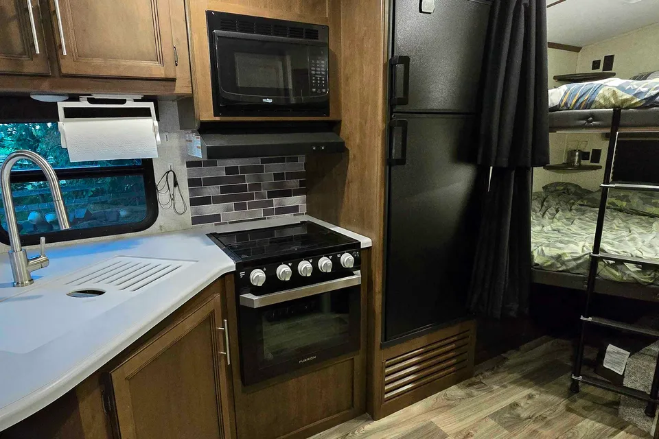 Campy Camper