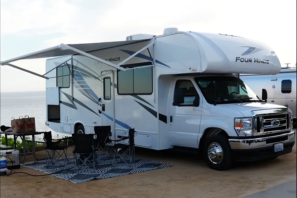 NEW 2025 28Z Thor Four Winds | Family Adventure Ready