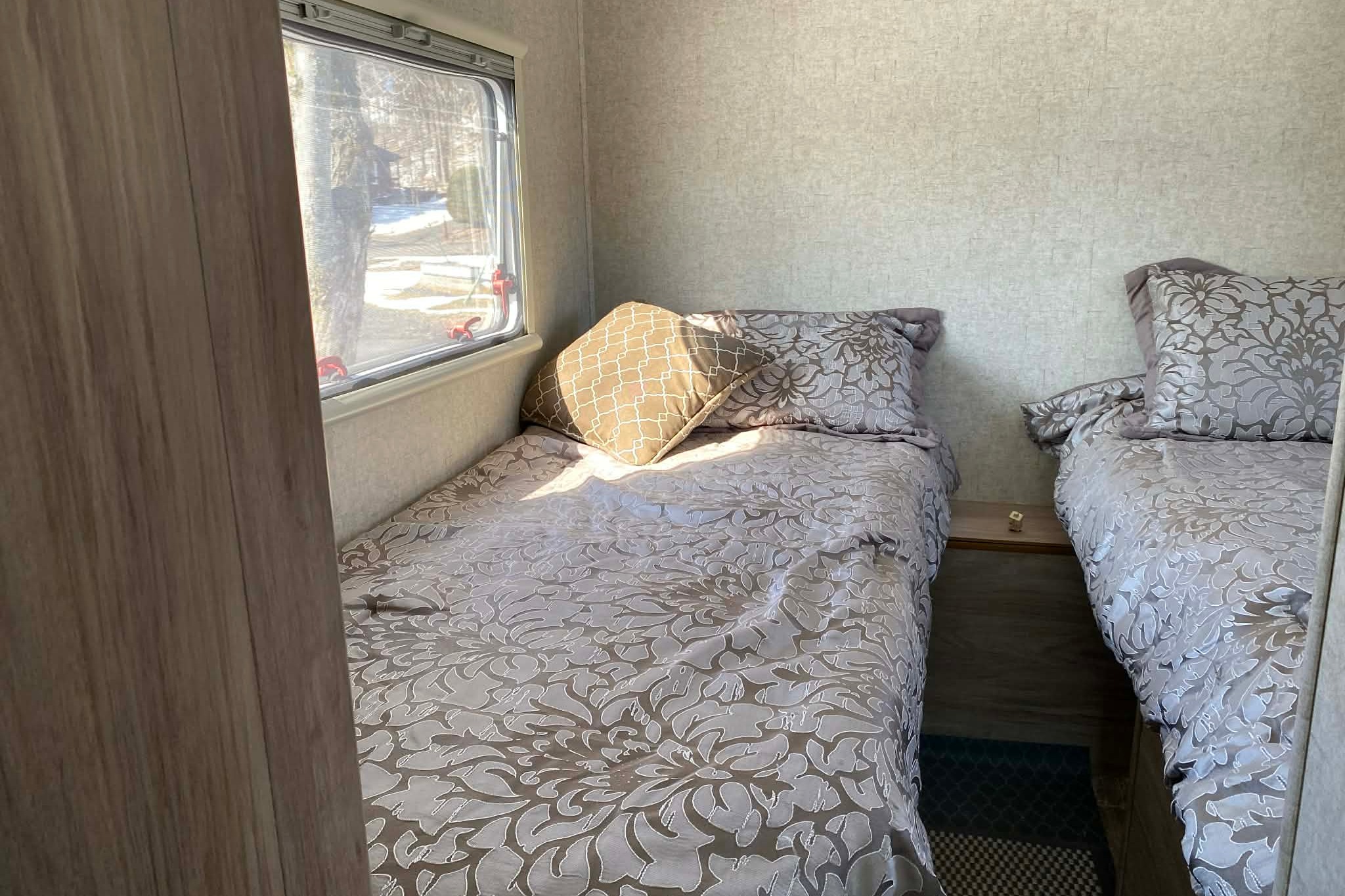 🌲 Évasion en Duo  - Confort Compact ! 🚐