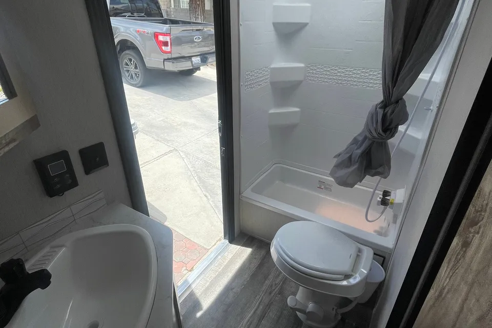 Fernando 's Jayco Grey Wolf Limited Travel Trailer