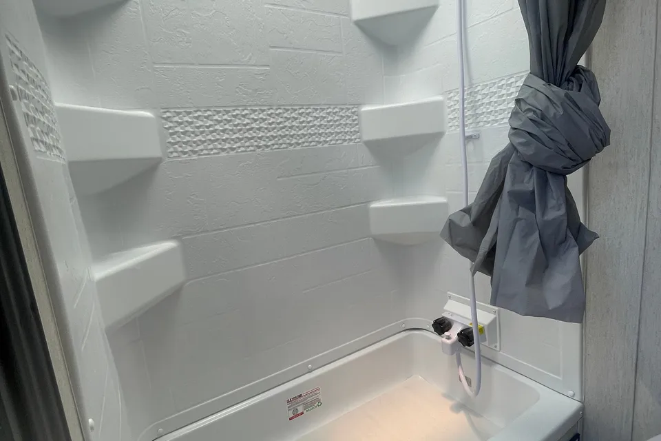 Fernando 's Jayco Grey Wolf Limited Travel Trailer