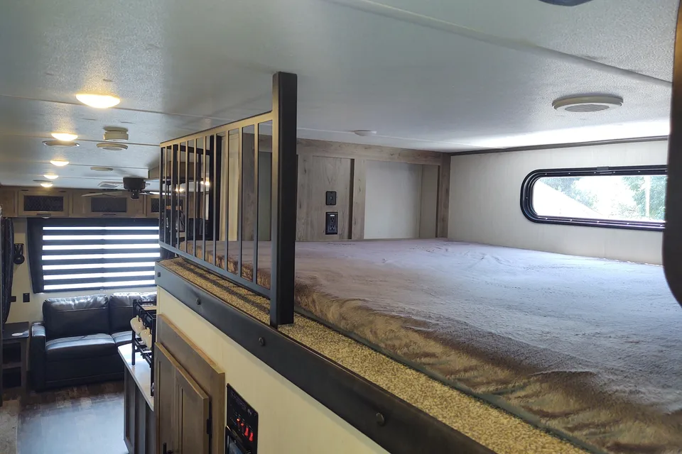 A Family Paradise on Wheels 36 BHQ Cobalt Fifth Wheel