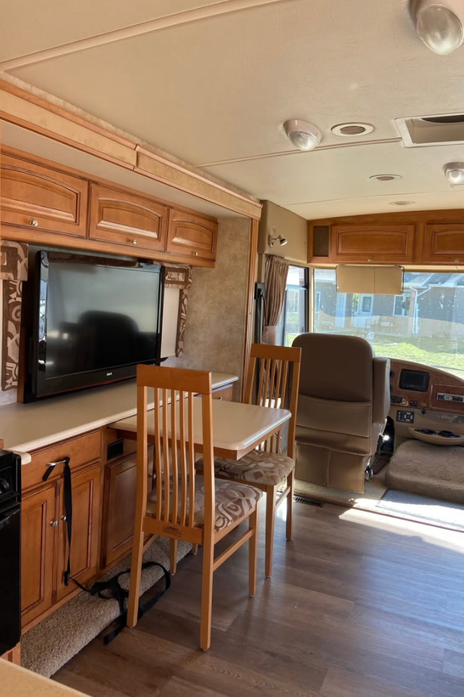 Jack's Winnebago Vista Class A