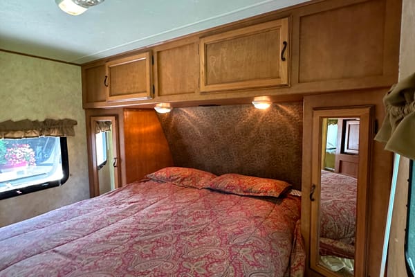 Alf's Coachmen Apex Travel Trailer