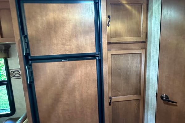 Alf's Coachmen Apex Travel Trailer