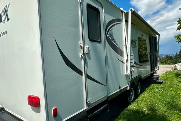 Alf's Coachmen Apex Travel Trailer