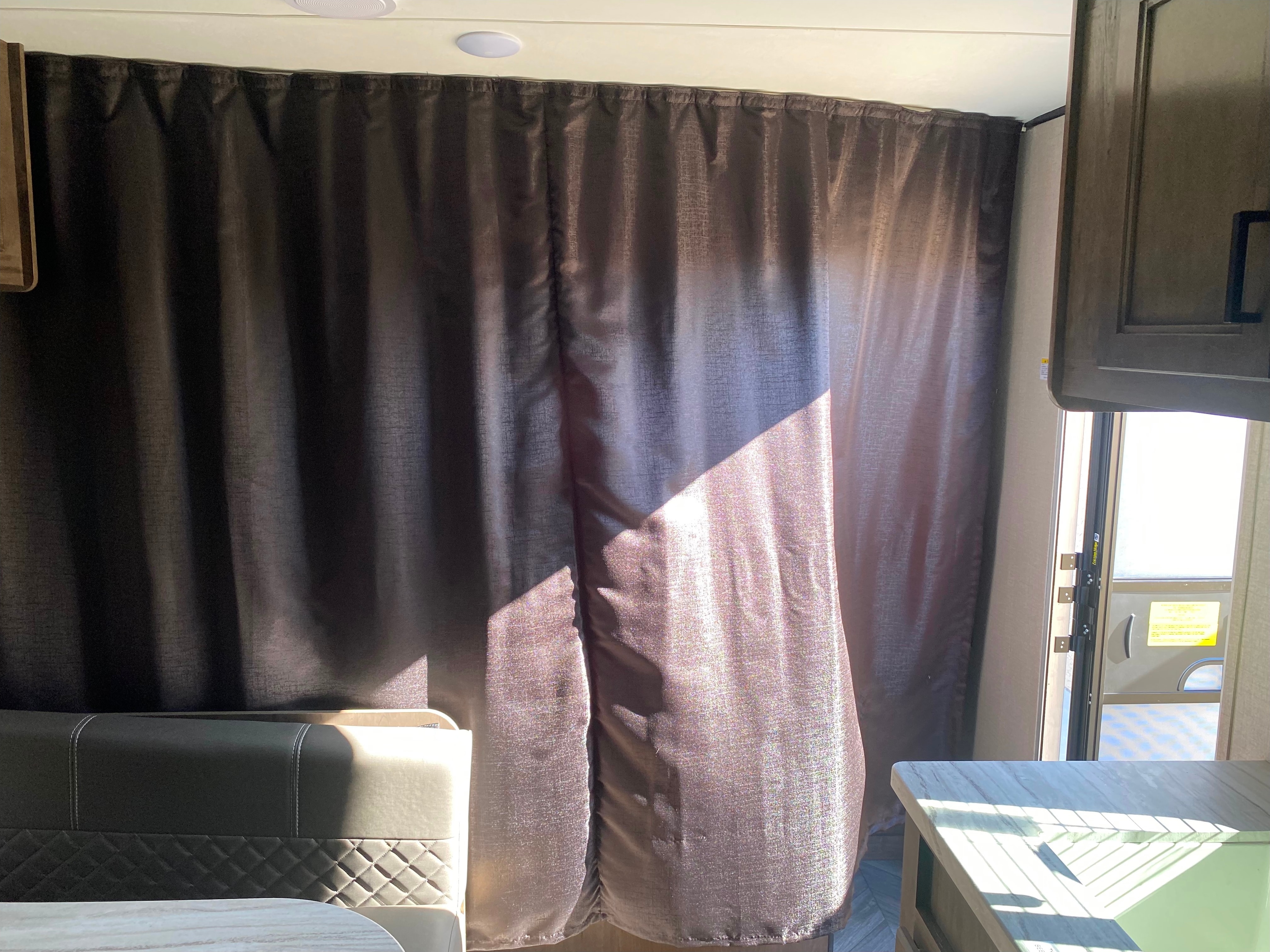 Lira Recreations Highland Ridge Olympia Travel Trailer