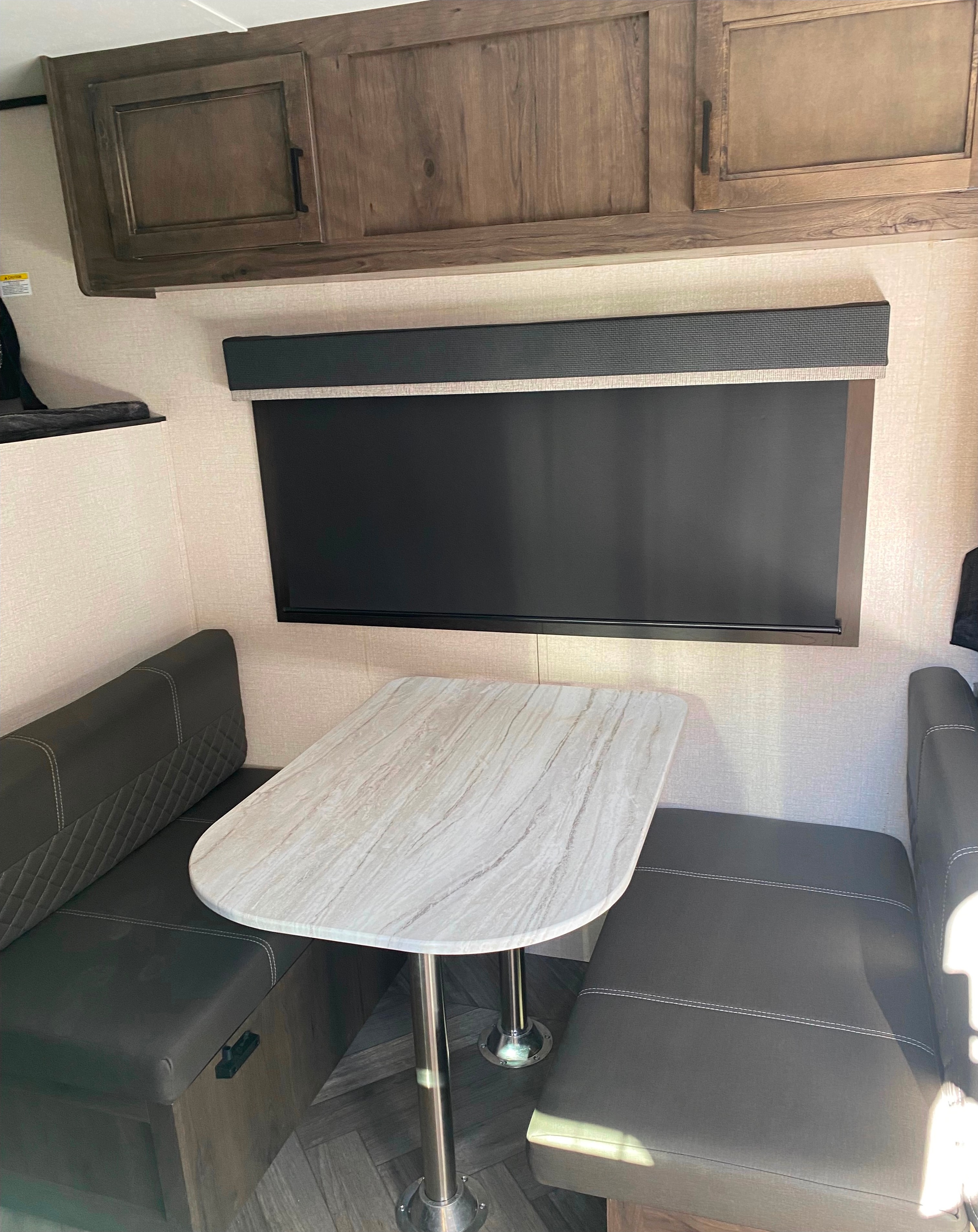 Lira Recreations Highland Ridge Olympia Travel Trailer