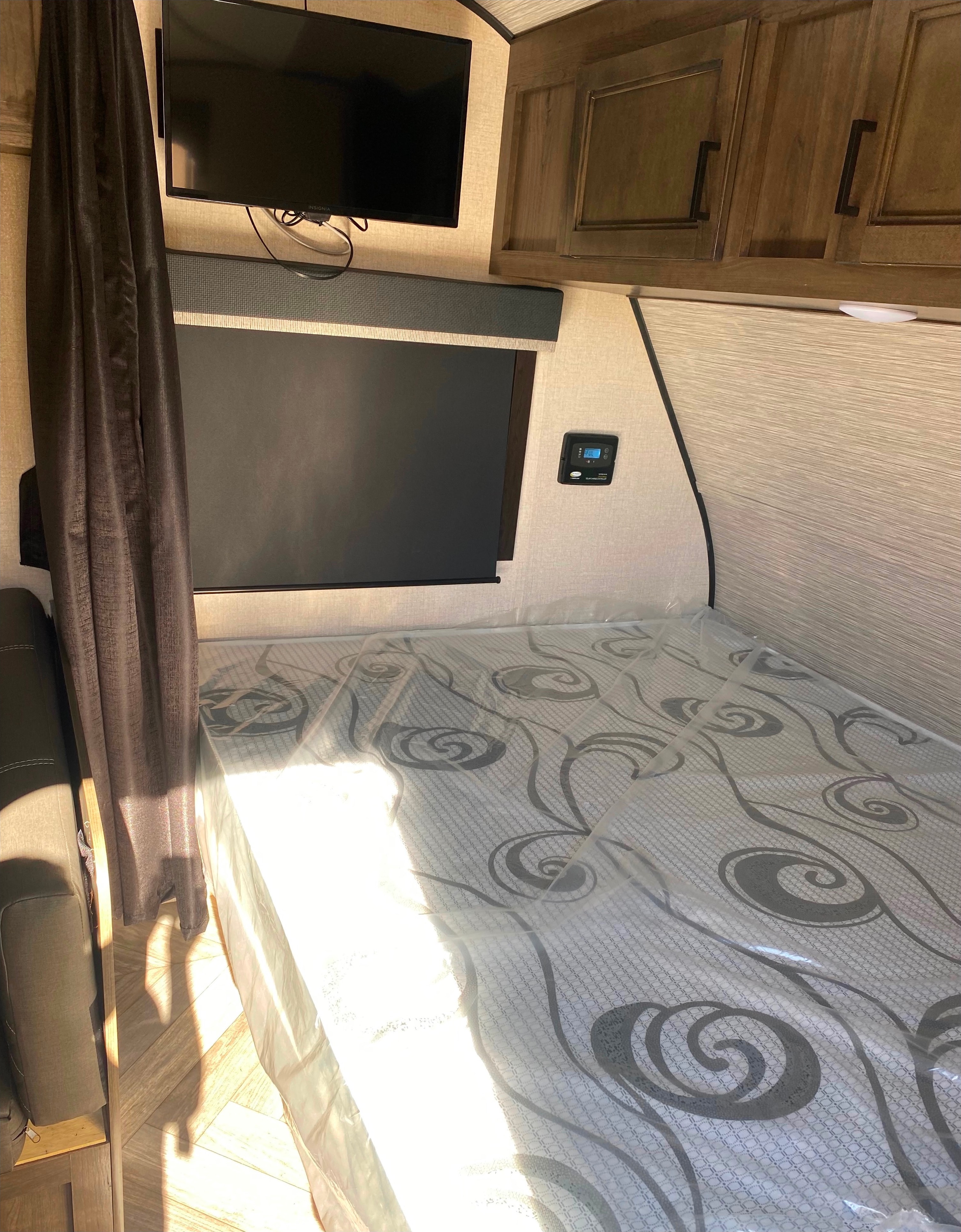 Lira Recreations Highland Ridge Olympia Travel Trailer