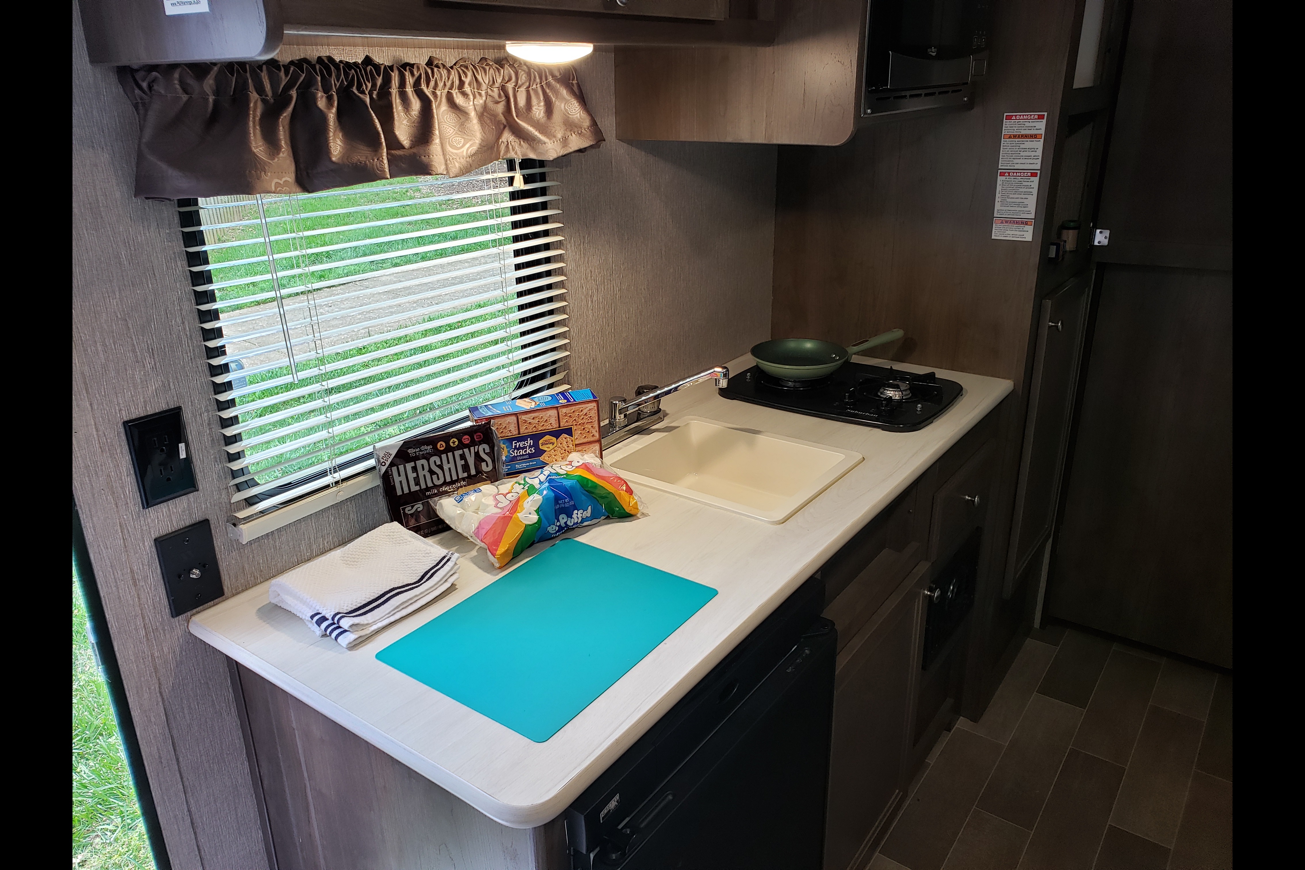 Lantern sleeps 5 and tows easy!