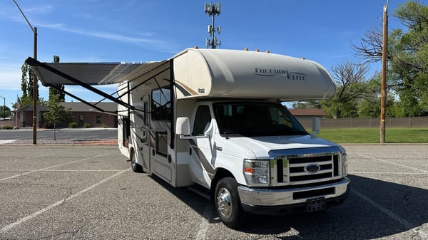 *New Listing* 2016 Thor Freedom Elite 29FE
